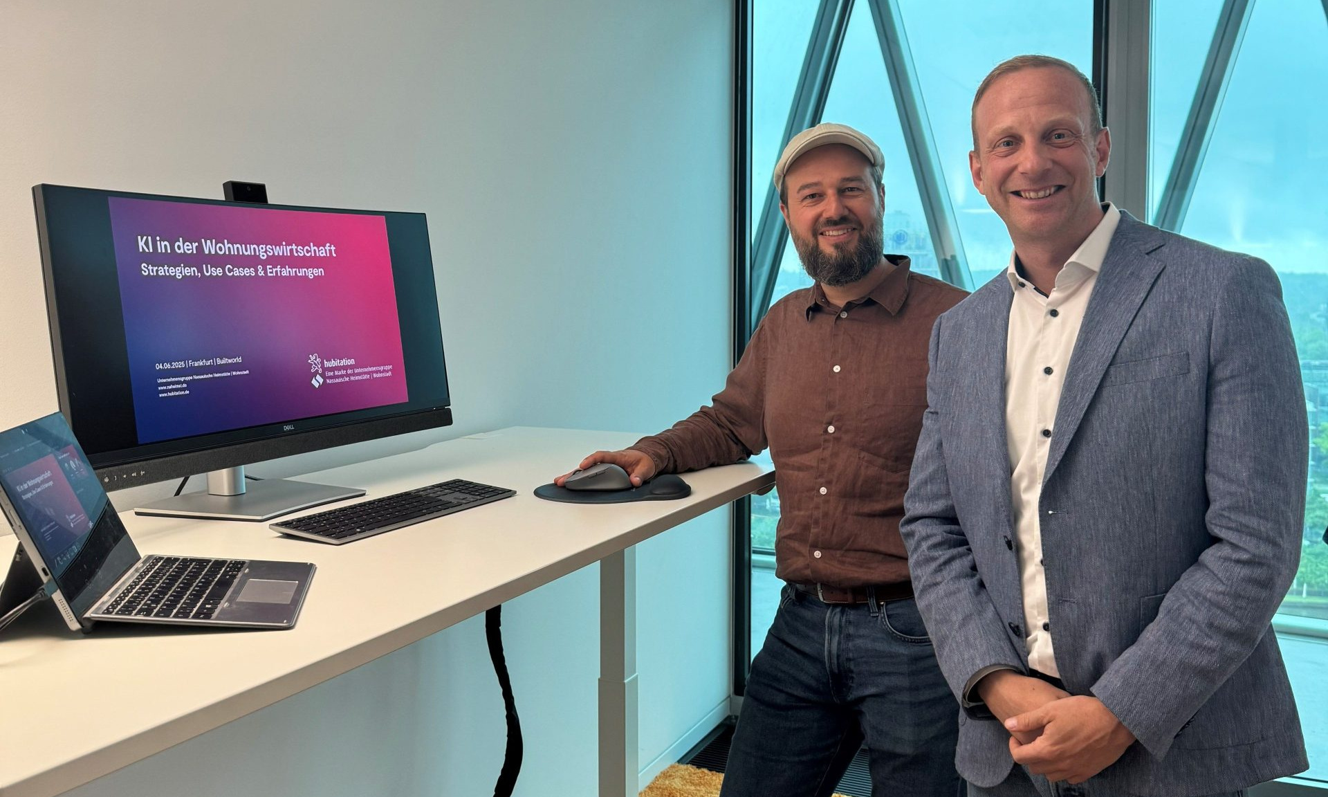Sebastian Jung (re., Leiter digitale Transformation und Innovation) und Andy Dibiasi (Digital Transformation Manager & IT-Projektleiter), beide NHW